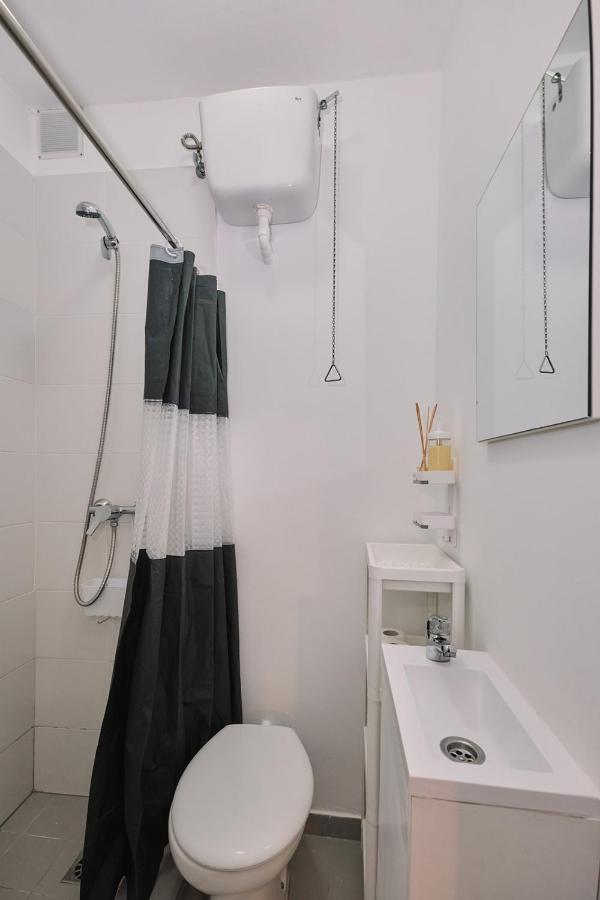 Dada Coliving & Rooms By Serendipia Turismo 산티아고데콤포스텔라 외부 사진
